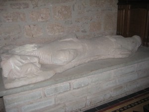 Bredwardine - Herefordshire - St. Andrew - effigy2