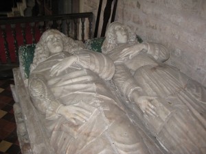 Castle Frome - Herefordshire - St. Michael & All Angels - effigy