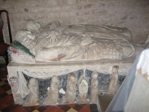 Castle Frome - Herefordshire - St. Michael & All Angels - effigy2