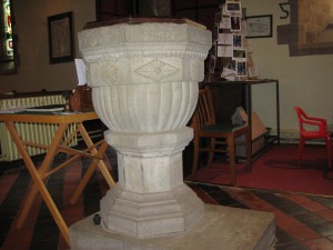 Credenhill - Herefordshire - St. Mary - font