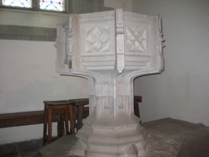 Hardwicke - Herefordshire - Holy Trinity - font