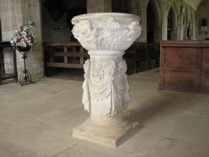 Holme Lacy - Herefordshire - St. Cuthbert.jpg- font