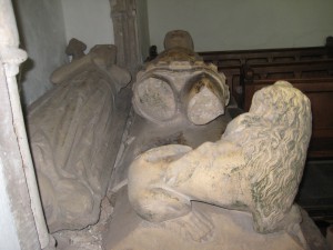 Kings Pyon - Herefordshire - St. Marys - mortimer effigy2