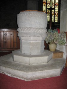 Kington - Herefordshire - St. Mary the Virgin - font