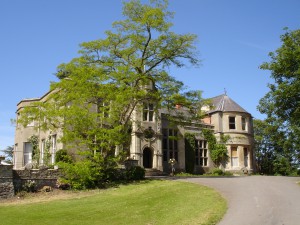 Manor Houses - Herefordshire - Burton Court - Eardisland - exterior