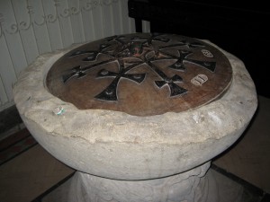 Shobdon - Herefordshire - St. John the Evangelist - font lid