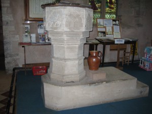 Weobley - Herefordshire - St. Peter & St. Paul - font