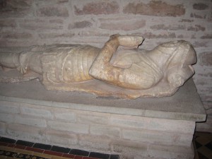 Bredwardine - Herefordshire - St. Andrew - effigy